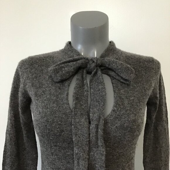 Viridis Luxe Cashmere Blend V-Neck Sweater with Neck Tie Size M - Picture 2 of 12